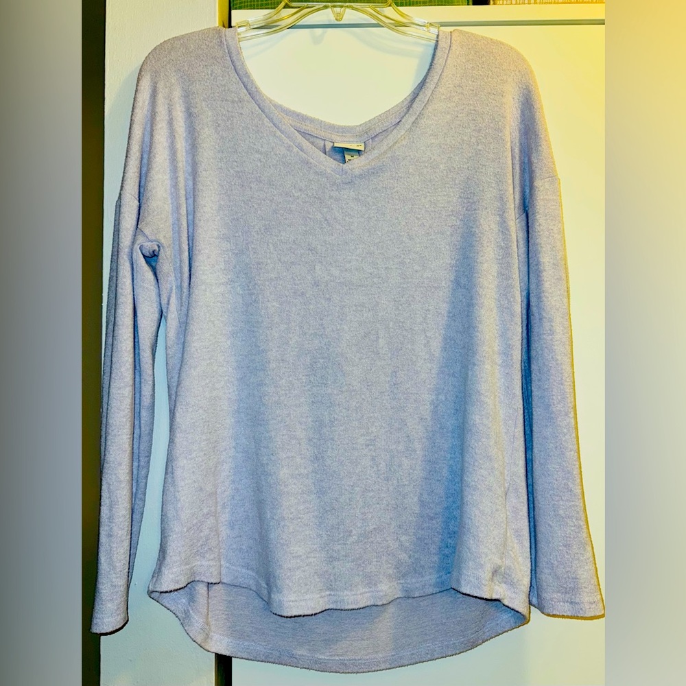 Womens a new day lavender long sleeve medium v neck sweater